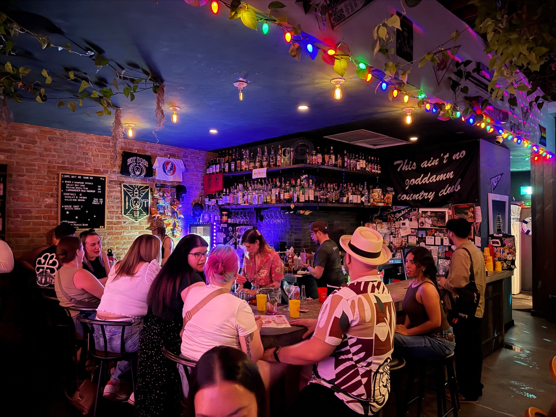 Checked in at Yacht Club